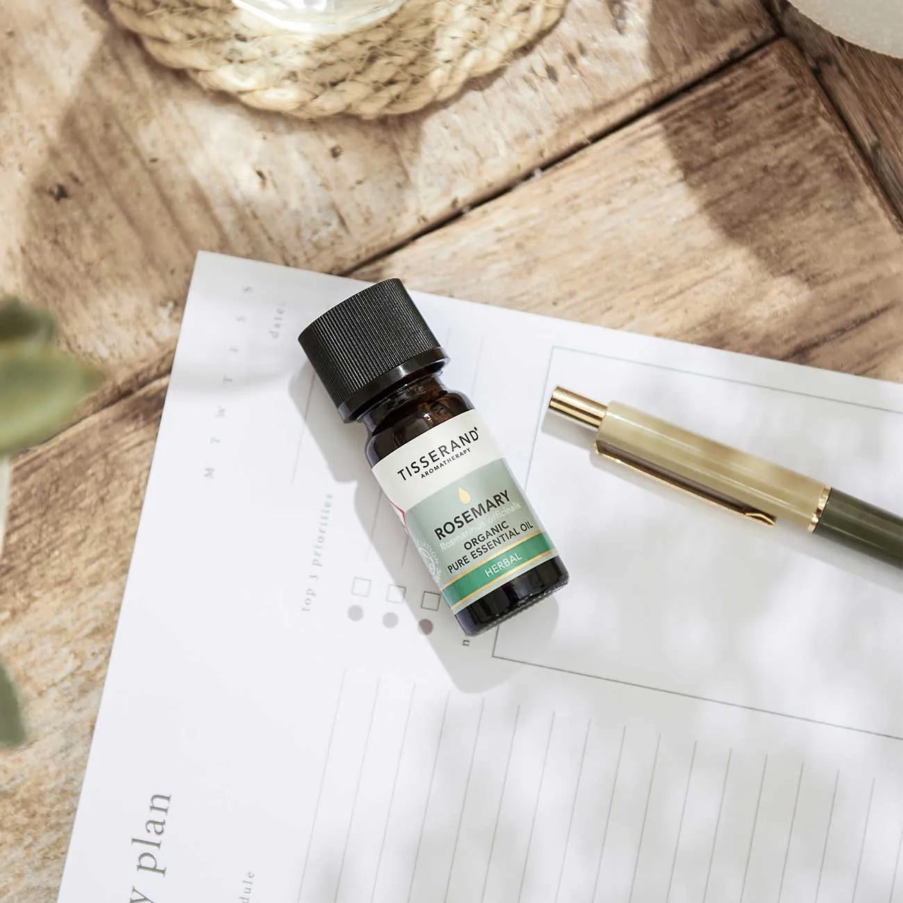 Rosemary-Essential-Oil_Lifestyle_01_1300x1300_web.webp